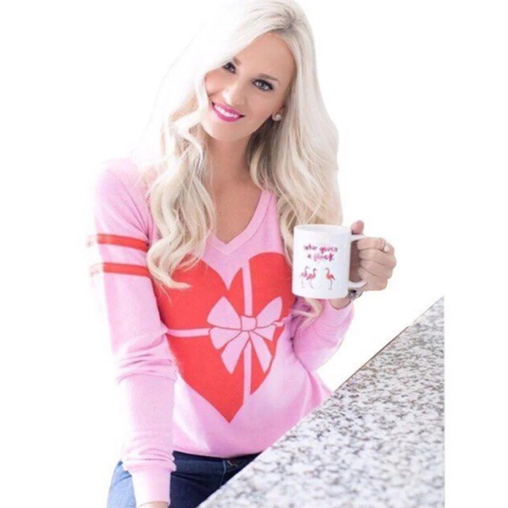 SALE✨💝 WILDFOX Ribbon Heart V Neck BBJ